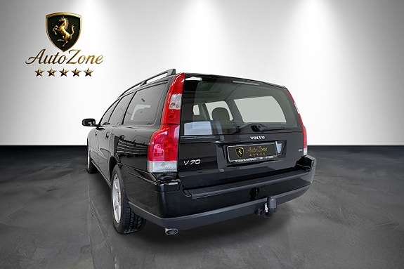 Volvo V70 7 of 18