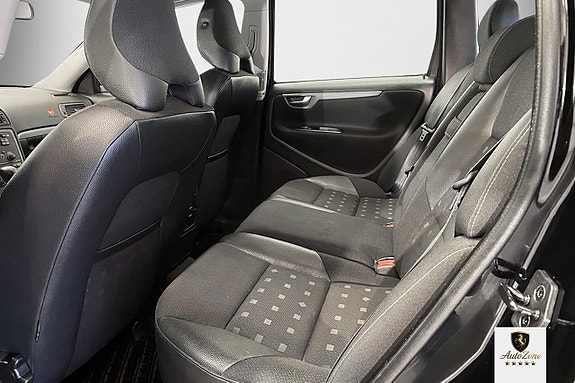 Volvo V70 16 of 18