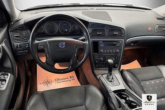 Volvo V70 13 of 18