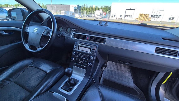 Volvo V70 9 of 9