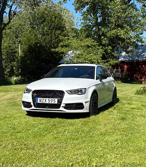 Audi S3 2 of 5