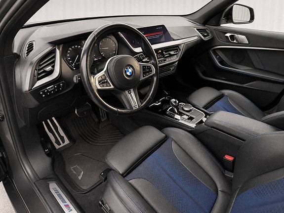 BMW 118i 8 of 13