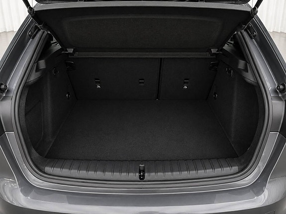 BMW 118i 10 of 13