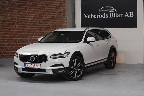 Volvo V90 Cross Country 4 of 20