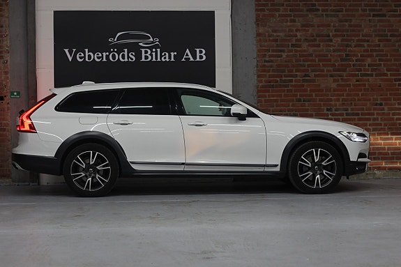 Volvo V90 Cross Country 6 of 20
