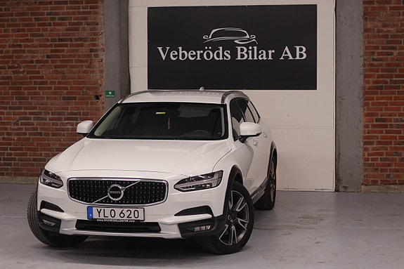 Volvo V90 Cross Country 3 of 20