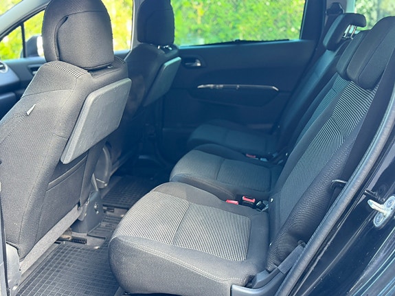 Peugeot 5008 6 of 16