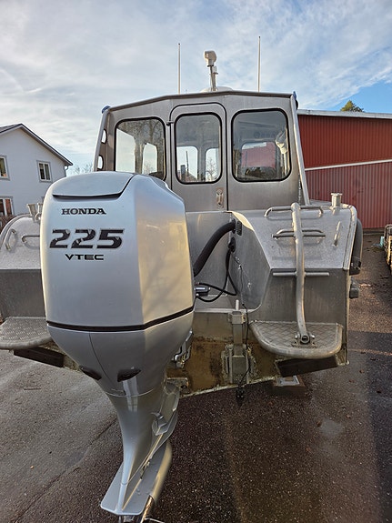 Arronet 23,5 C - HONDA DF 225 6 of 26