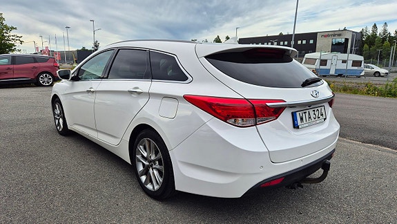 Hyundai i40 4 of 8