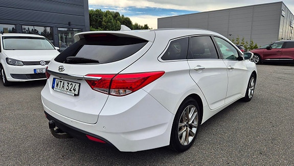 Hyundai i40 3 of 8