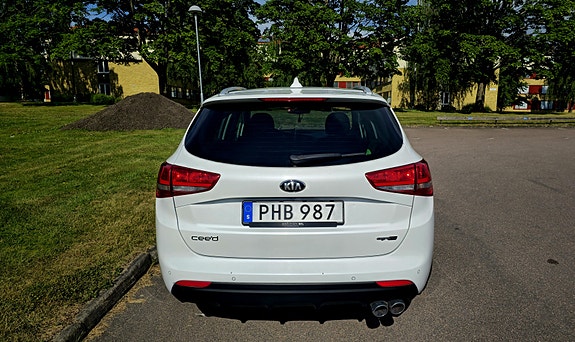Kia Ceed 9 of 16