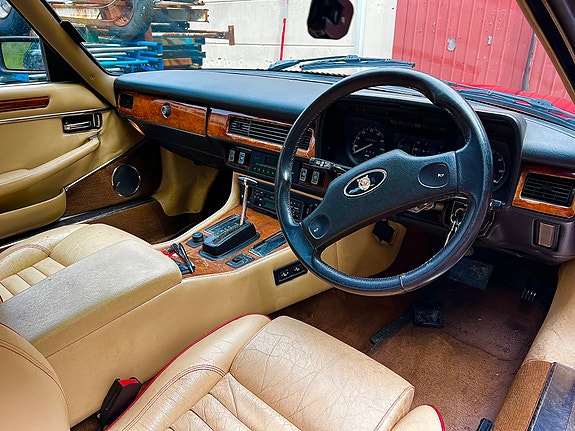 Jaguar XJS 6 of 6