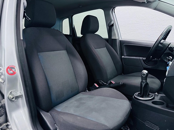 Ford Fiesta 4 of 15