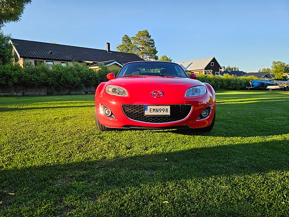Mazda MX-5 3 of 9