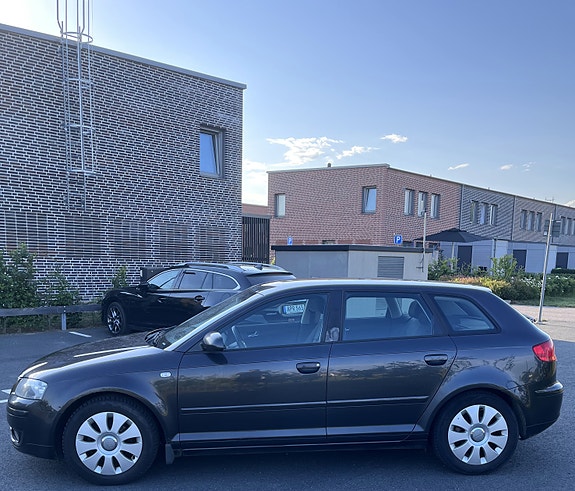 Audi A3 4 of 18