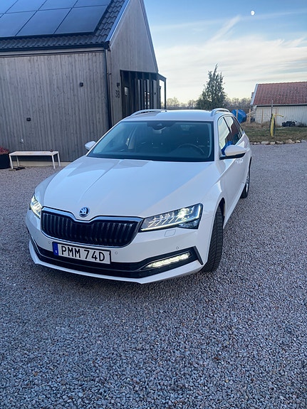 Skoda Superb 11 of 13