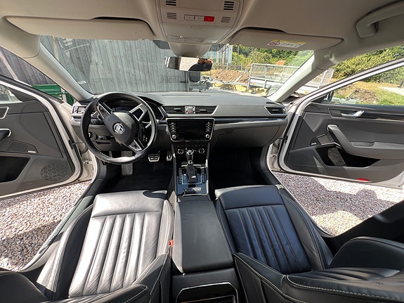 Skoda Superb 3 of 5