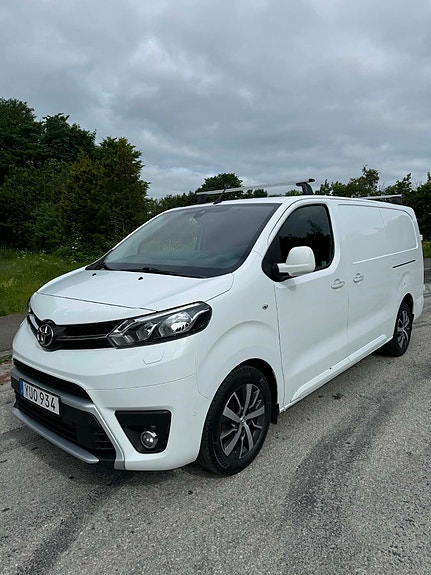 Toyota Proace 4 of 9