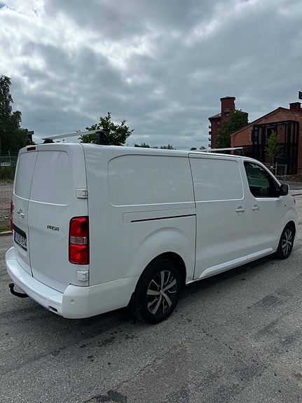 Toyota Proace 3 of 9