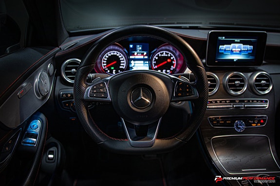 Mercedes-Benz C43 16 of 30