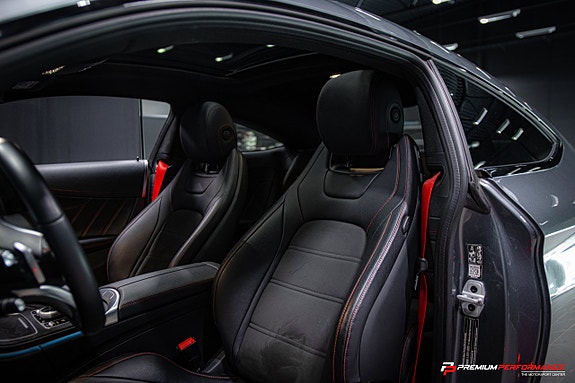Mercedes-Benz C43 14 of 30