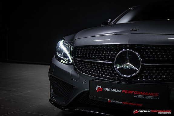 Mercedes-Benz C43 8 of 30