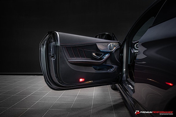 Mercedes-Benz C43 10 of 30