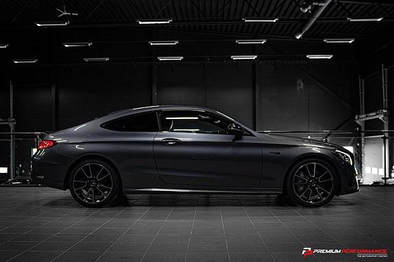 Mercedes-Benz C43 5 of 5
