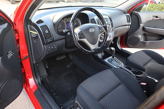 Hyundai i30 14 of 19