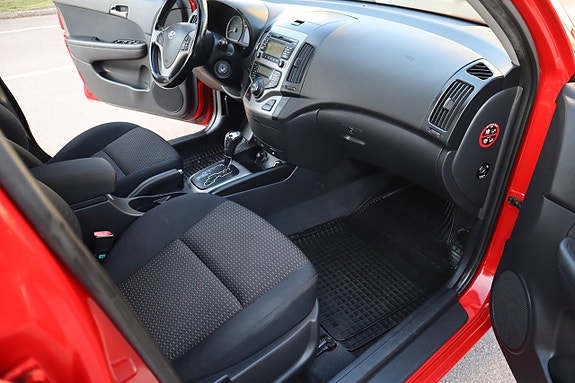 Hyundai i30 16 of 19