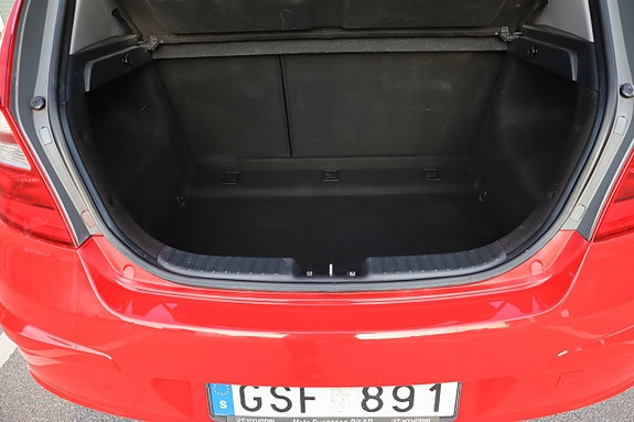 Hyundai i30 12 of 19