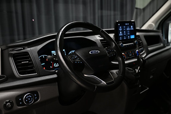 Ford Transit 13 of 29