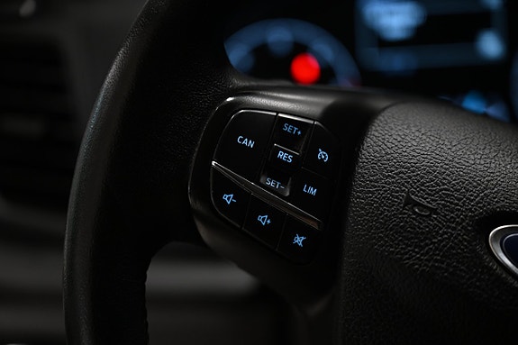 Ford Transit 24 of 29