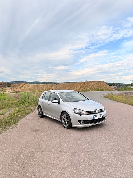 Volkswagen Golf VI 3 of 5