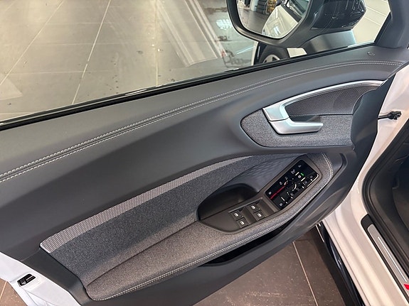 Audi A5 18 of 18