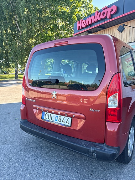 Peugeot Partner Tepee 7 of 9