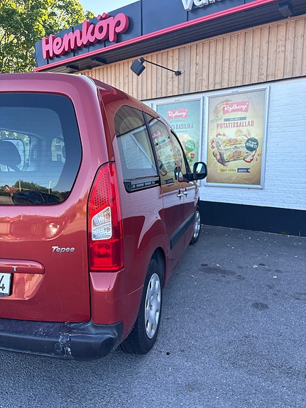 Peugeot Partner Tepee 6 of 9