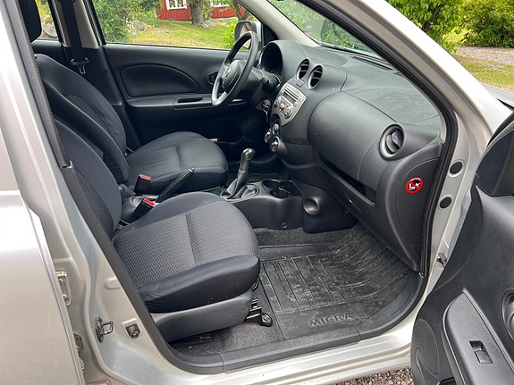 Nissan Micra 6 of 14