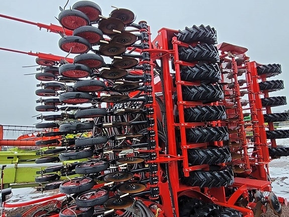 Horsch Pronto 8 DC G&F, Samsådd 15 of 23