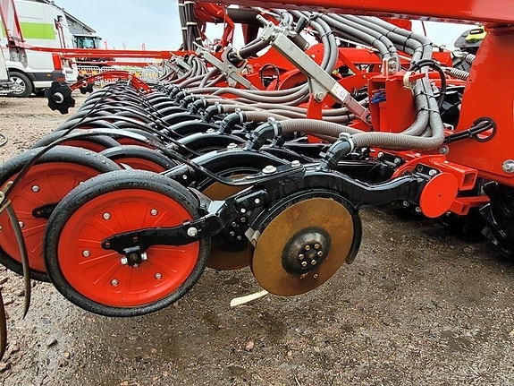 Horsch Pronto 8 DC G&F, Samsådd 7 of 23