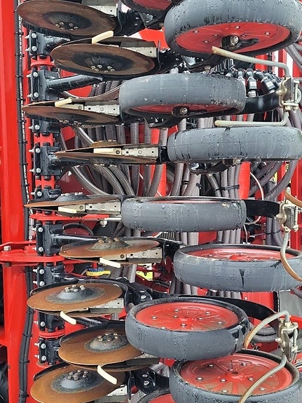 Horsch Pronto 8 DC G&F, Samsådd 9 of 23