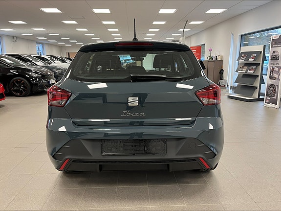 Seat Ibiza 5 of 10