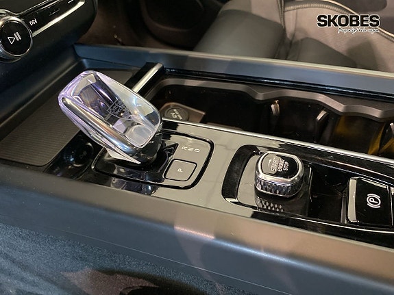 Volvo XC60 24 of 27