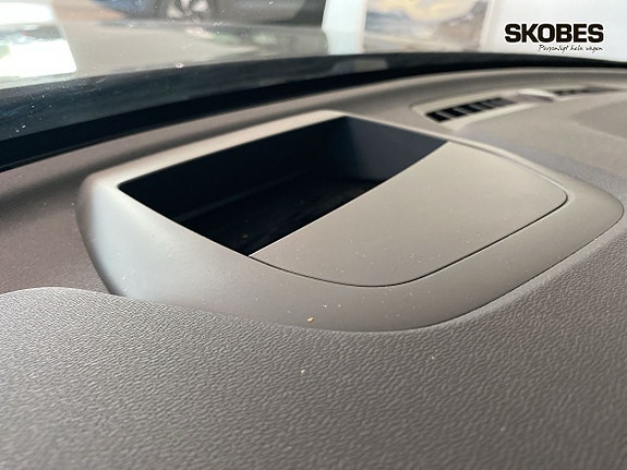 Volvo XC60 22 of 27