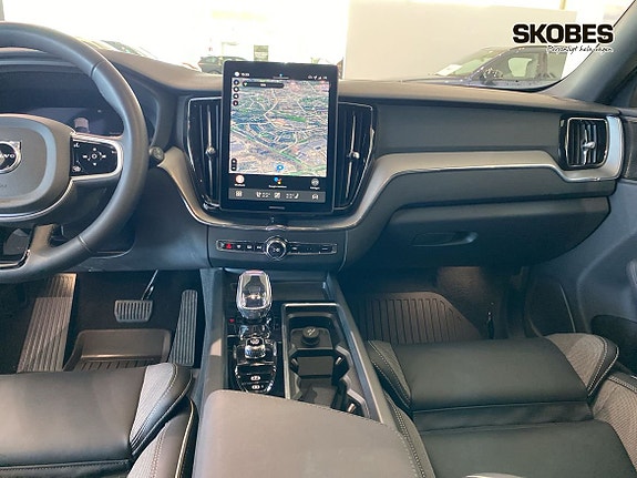 Volvo XC60 13 of 27