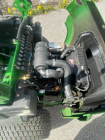 John Deere 997 Z-TRAK 7 of 13
