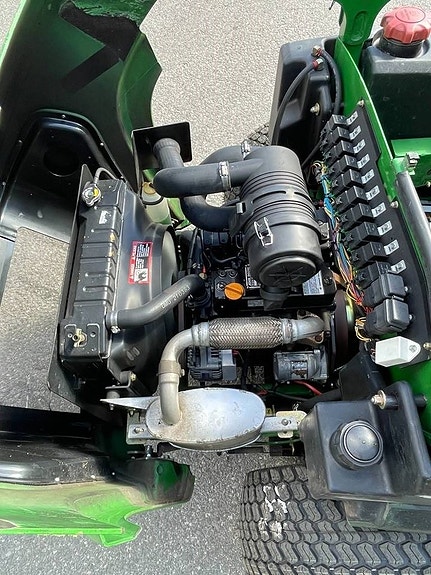 John Deere 997 Z-TRAK 8 of 13