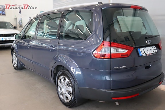 Ford Galaxy 4 of 5