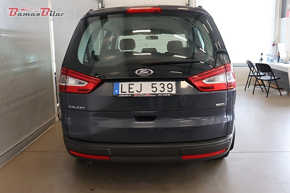 Ford Galaxy 5 of 5