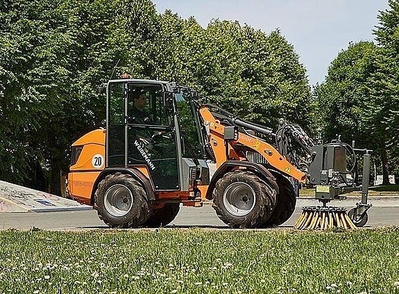 Weidemann 1260LP 4 of 6